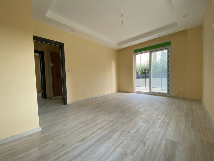 🏡 Döşemealtı Yeniköy Kırkgöz’de Ana Caddeye Yakın | 2+1 Ayrı Mutfak | Asansörlü | Çift Balkonlu | Yüksek Giriş Fırsatı!